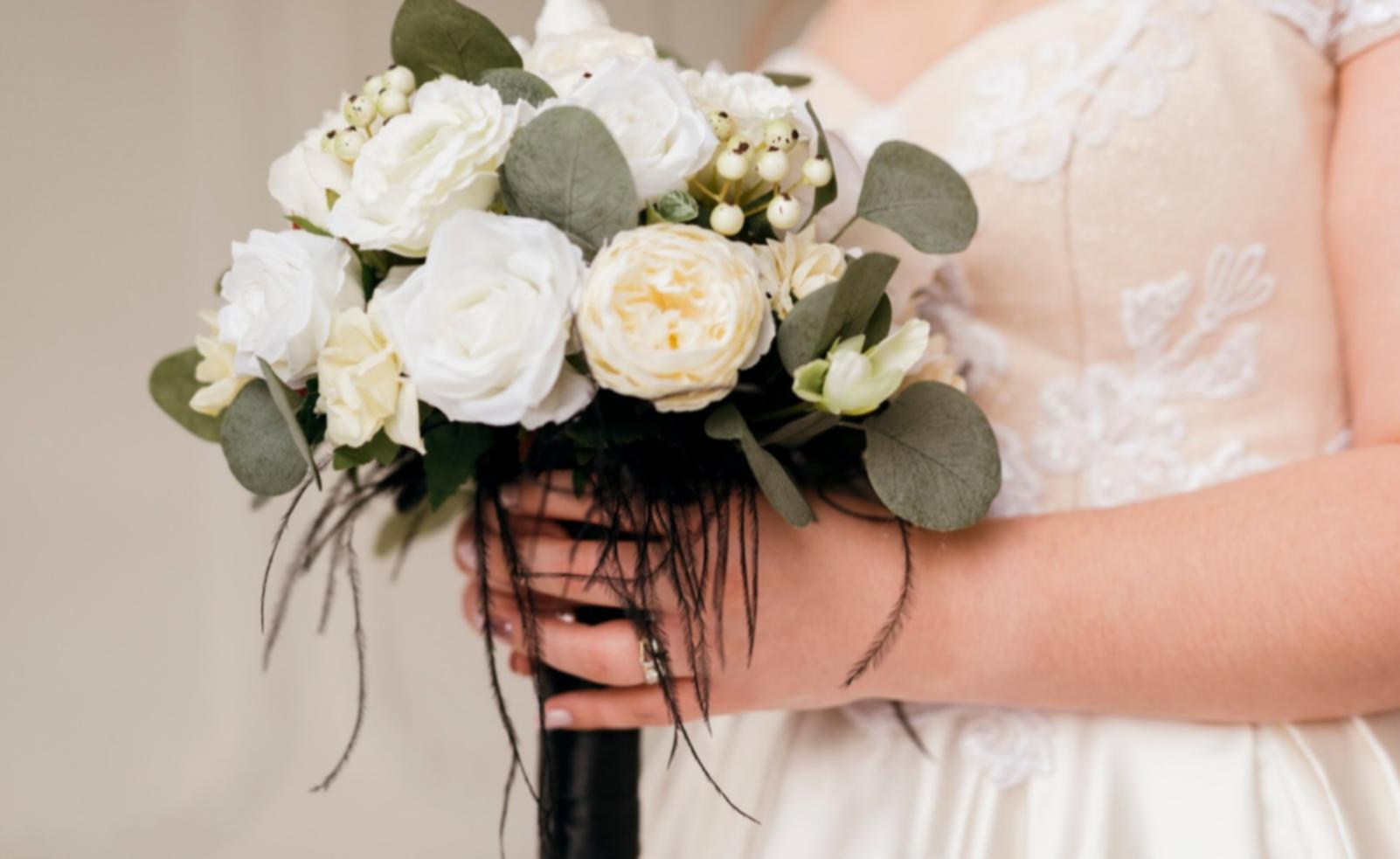 Професійне освітлення події з динамічними кольоровими ефектами